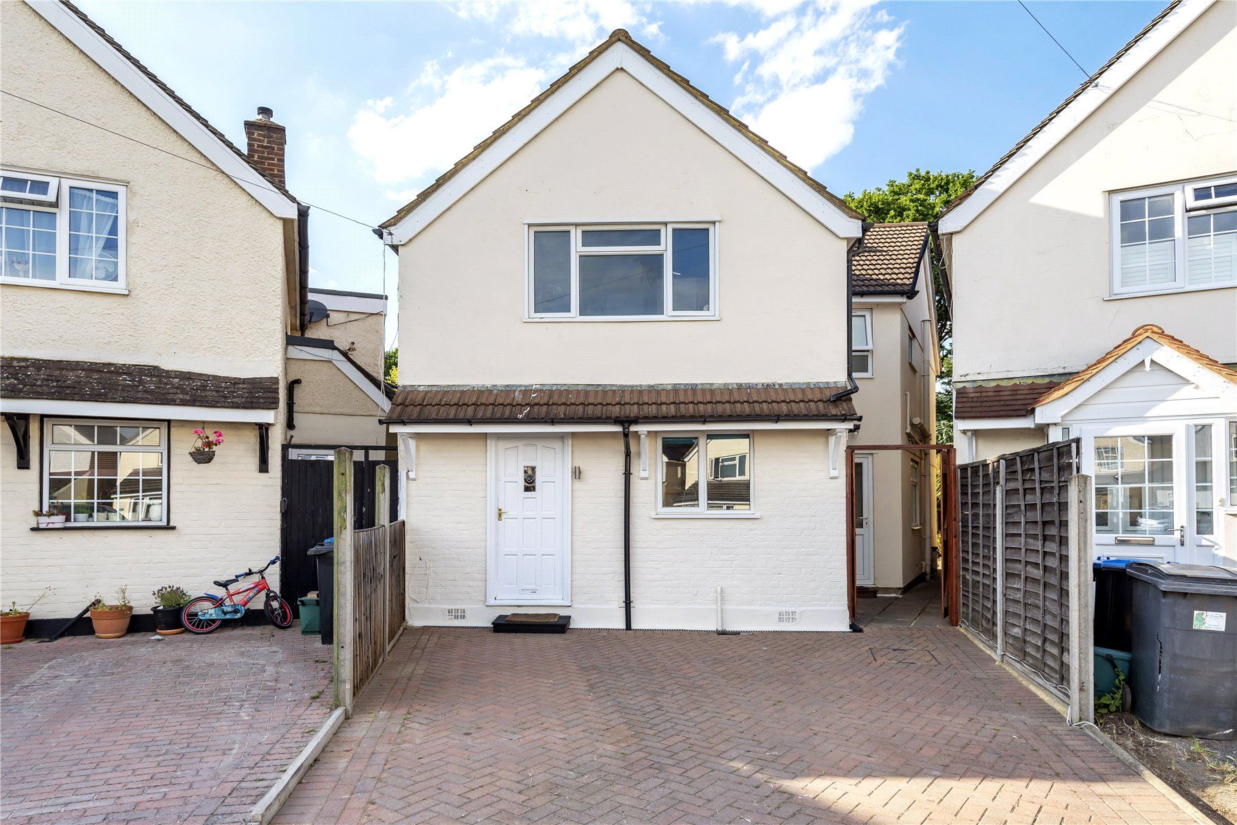 3 bed detached house for sale in Addlestone, Surrey KT15 Zoopla