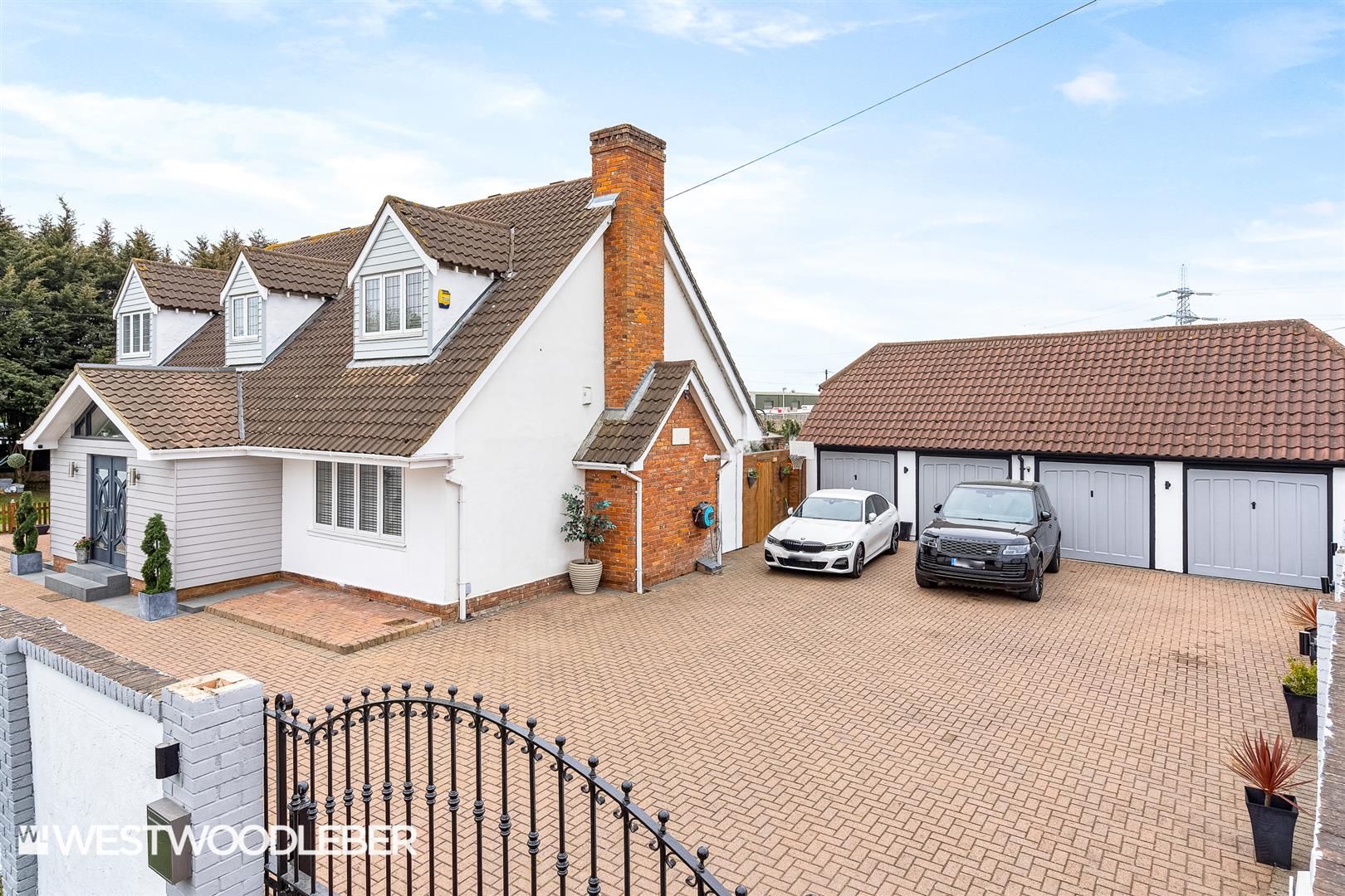 4 bed detached house for sale in Sedge Green, Nazeing, Waltham Abbey