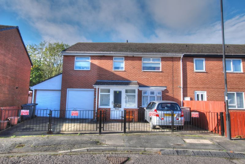 4 bed semidetached house for sale in Chapel Place, Seaton Burn