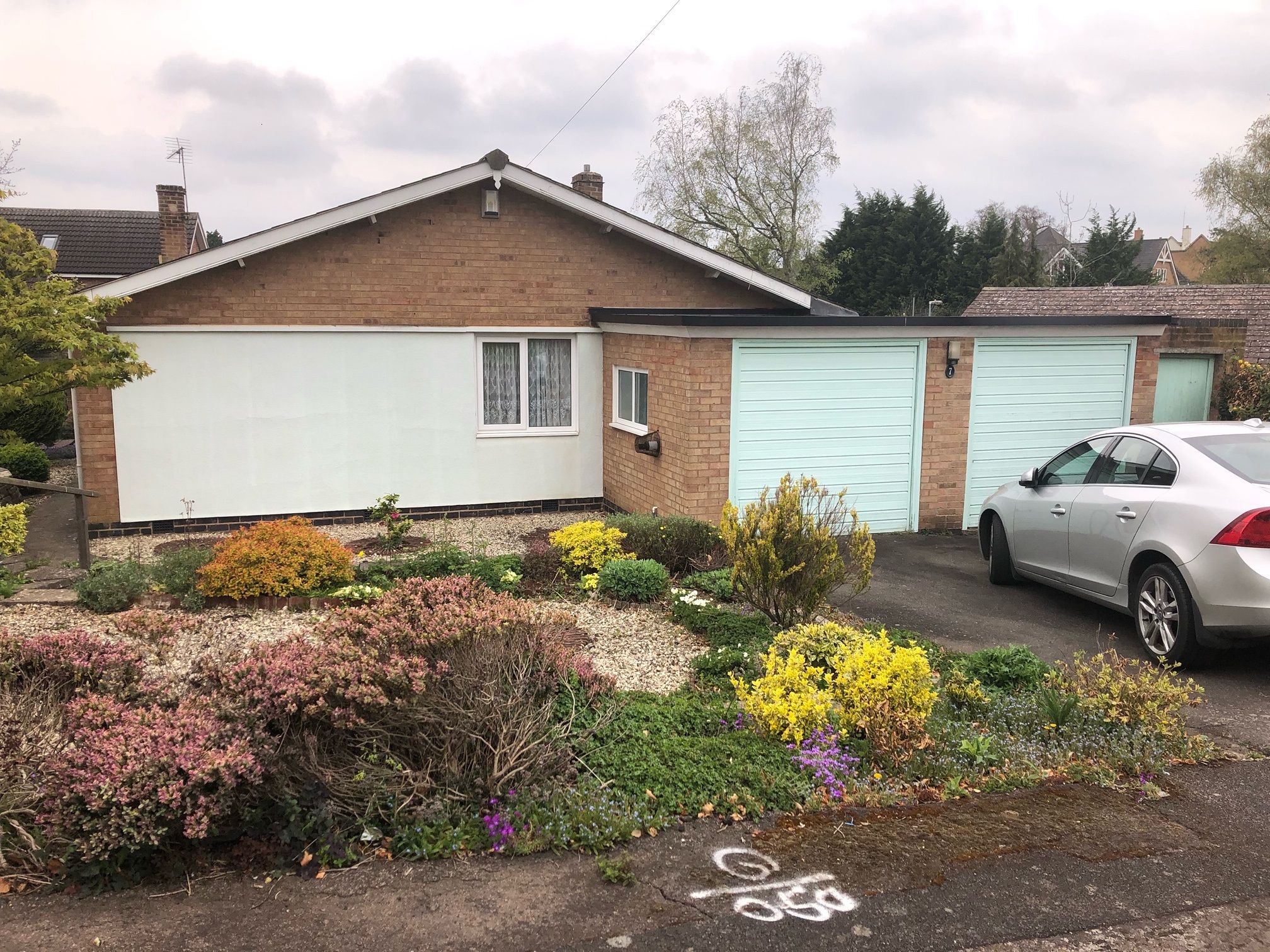 3 bed detached bungalow for sale in Milton Gardens, Oadby, Leicester