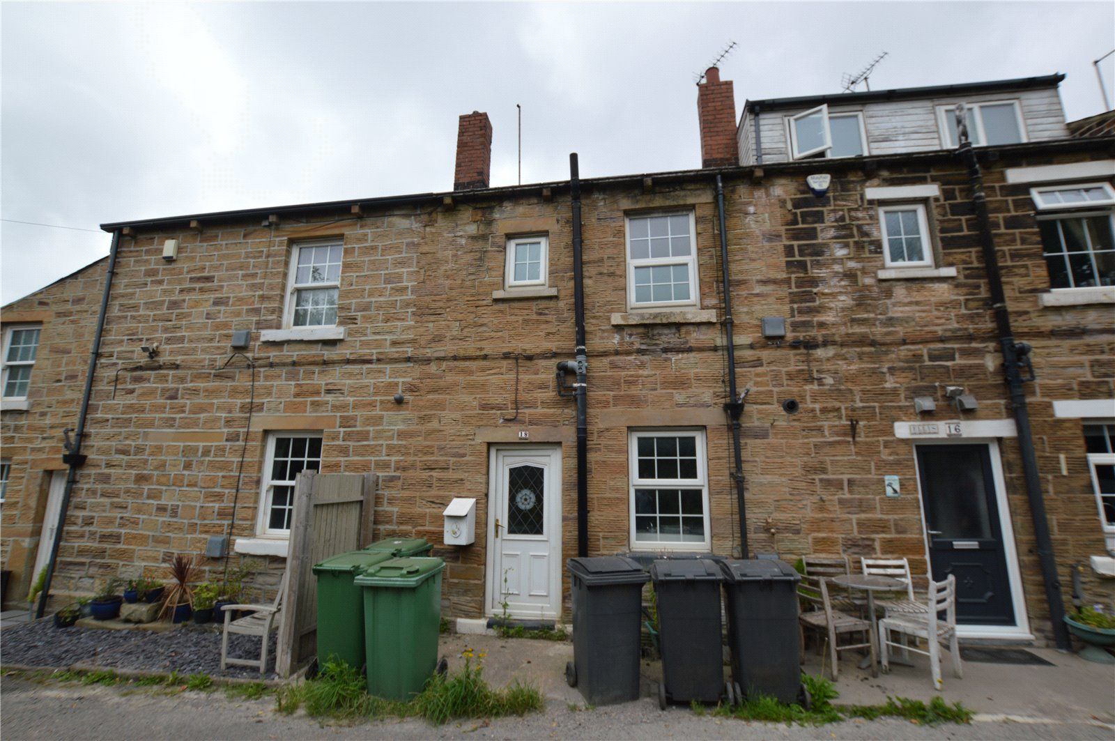 2 bed terraced house for sale in Milner Lane, Robin Hood, Wakefield