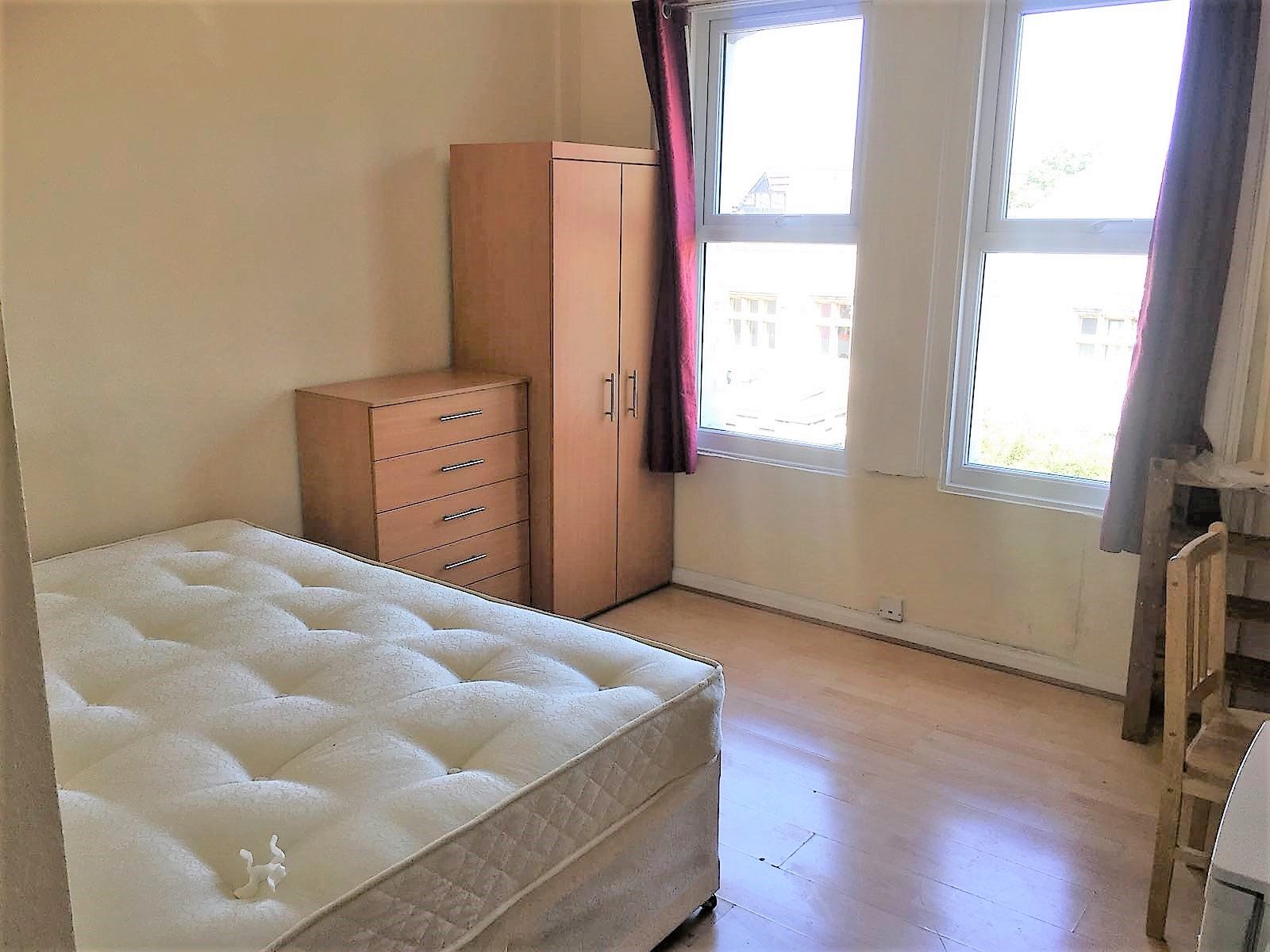 Studio to rent in Homerton High Street, Hackney, Hackney E9 Zoopla