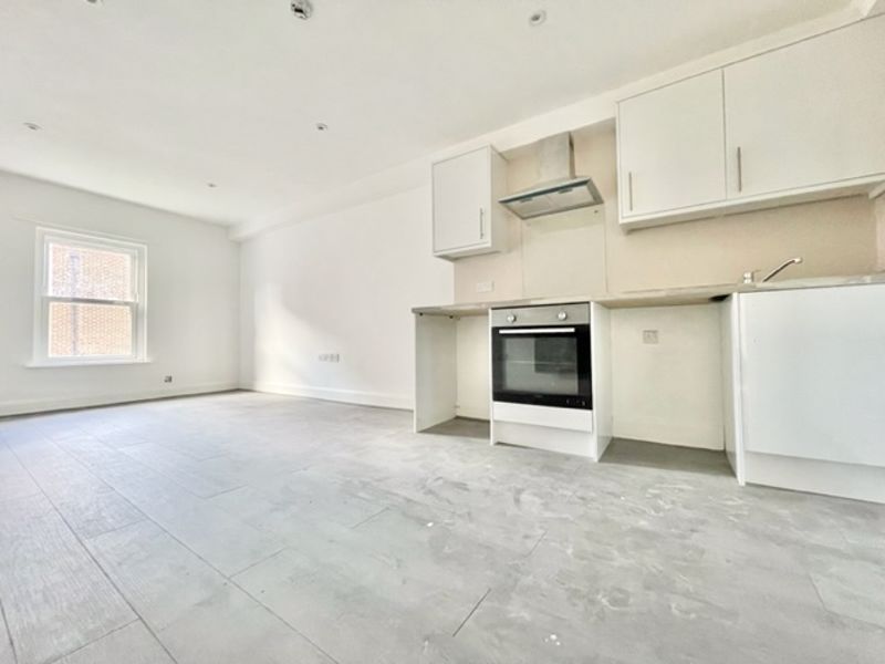 1 bed flat to rent in New Cross Road, London SE14 Zoopla