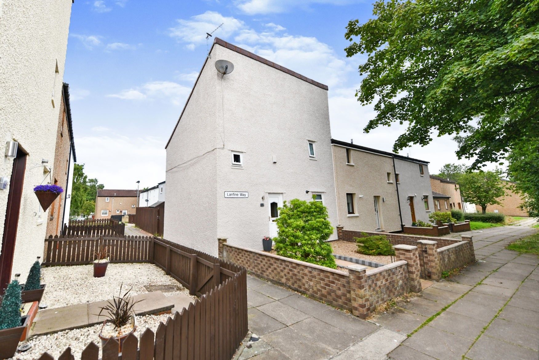 2 bed end terrace house for sale in Lanfine Way, Girdle Toll, Irvine
