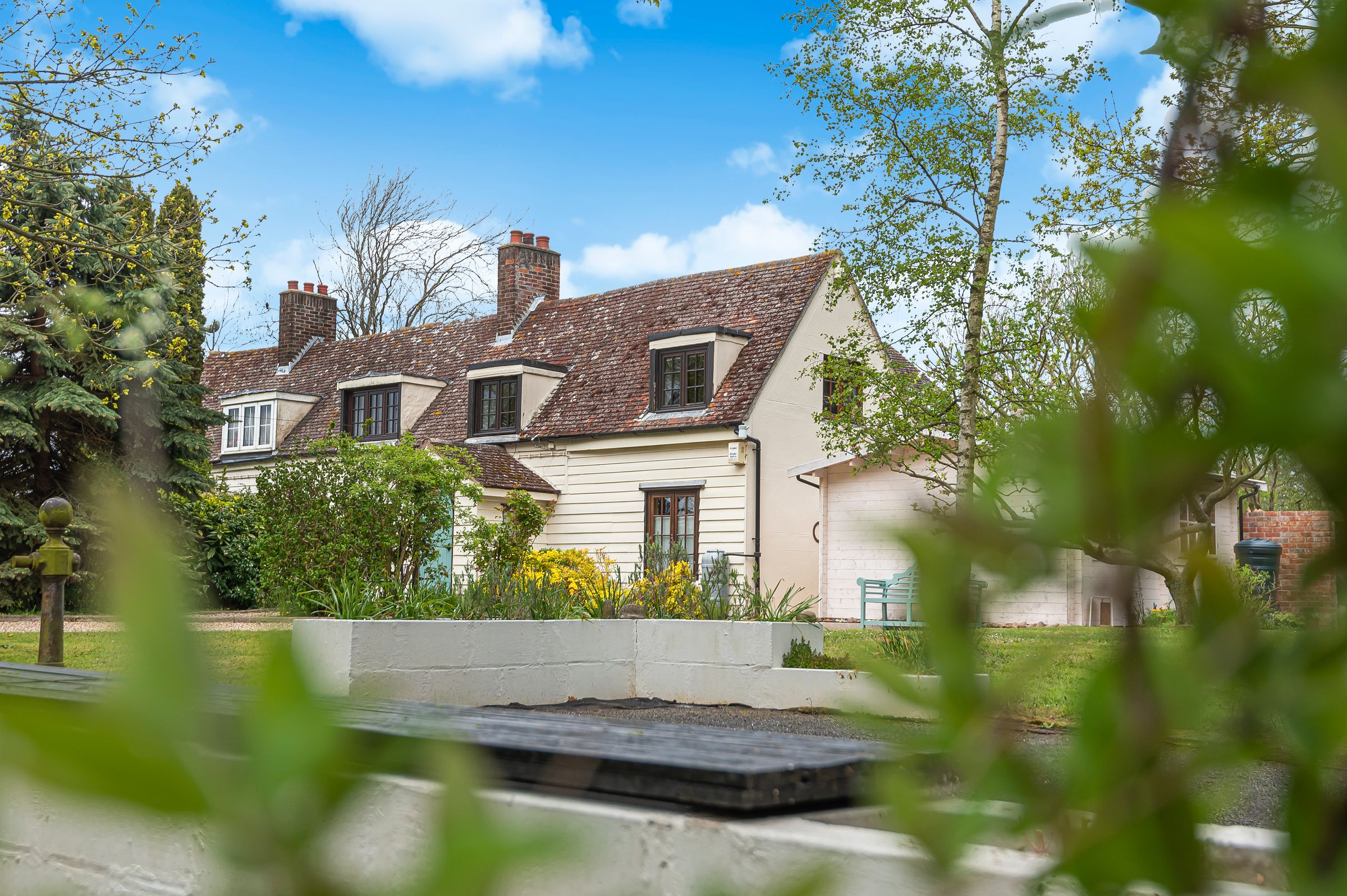 4 bed semidetached house for sale in Stone Road, Great Bromley