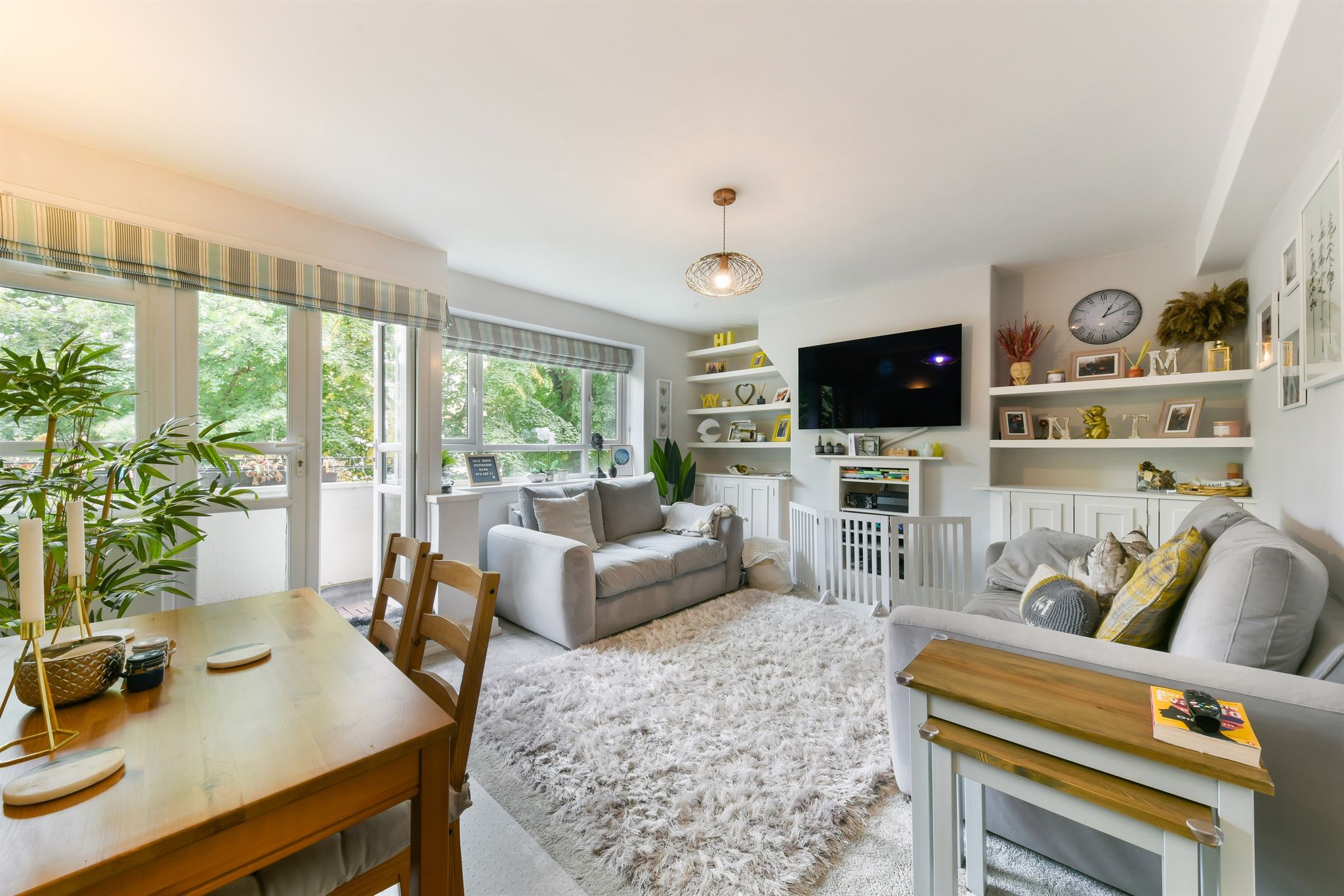 3 bed flat for sale in Esher Gardens, London SW19 Zoopla