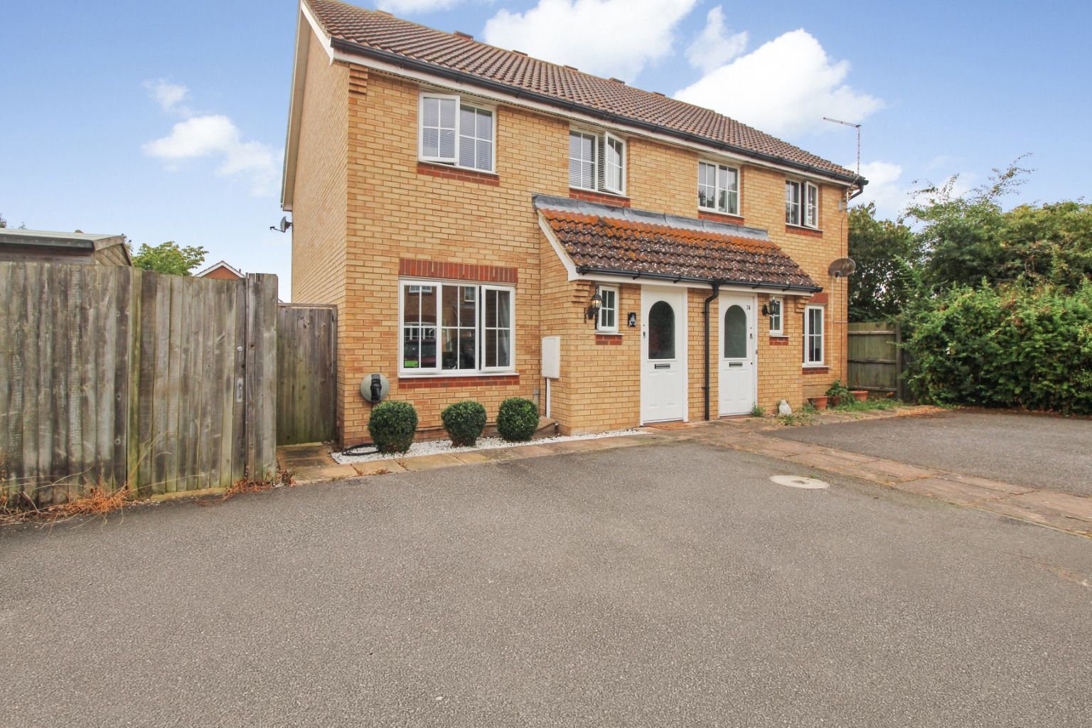 3 bed semidetached house for sale in The Avenue, Hersden, Canterbury