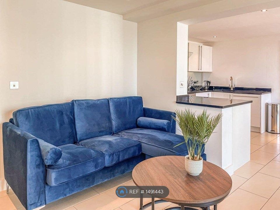 2 bed flat to rent in Atlantic House, Portland DT5 Zoopla