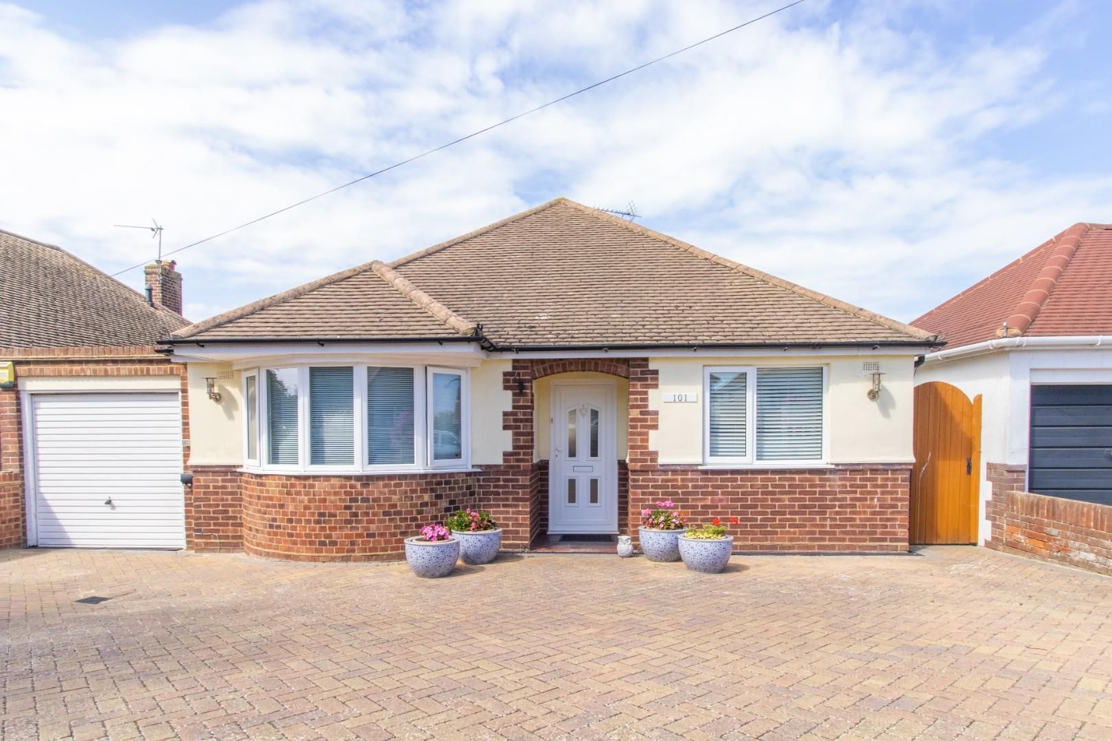 3 bed detached bungalow for sale in Botany Road, Broadstairs CT10 Zoopla