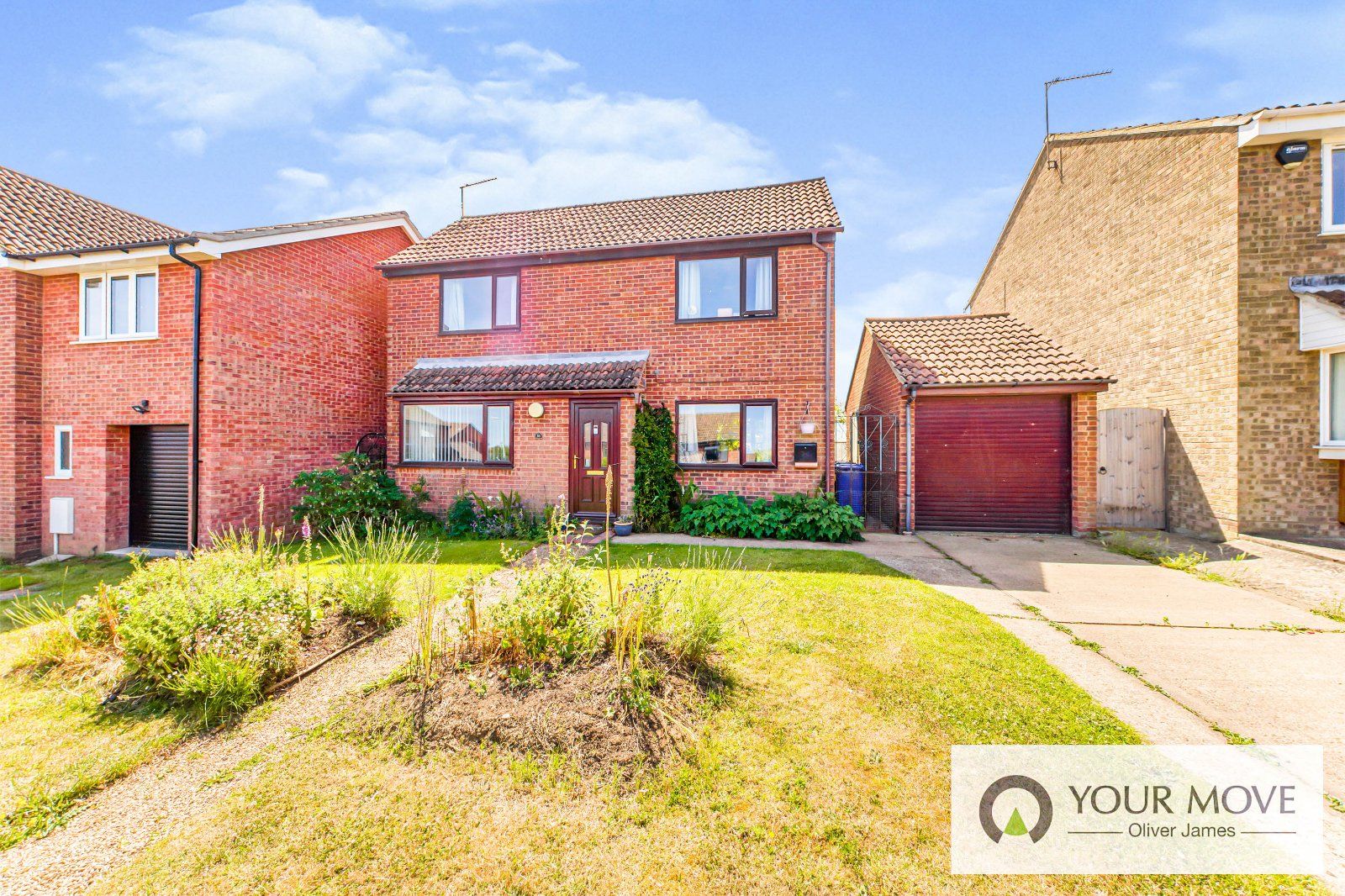 3 bed detached house for sale in Field View Gardens, Beccles, Suffolk