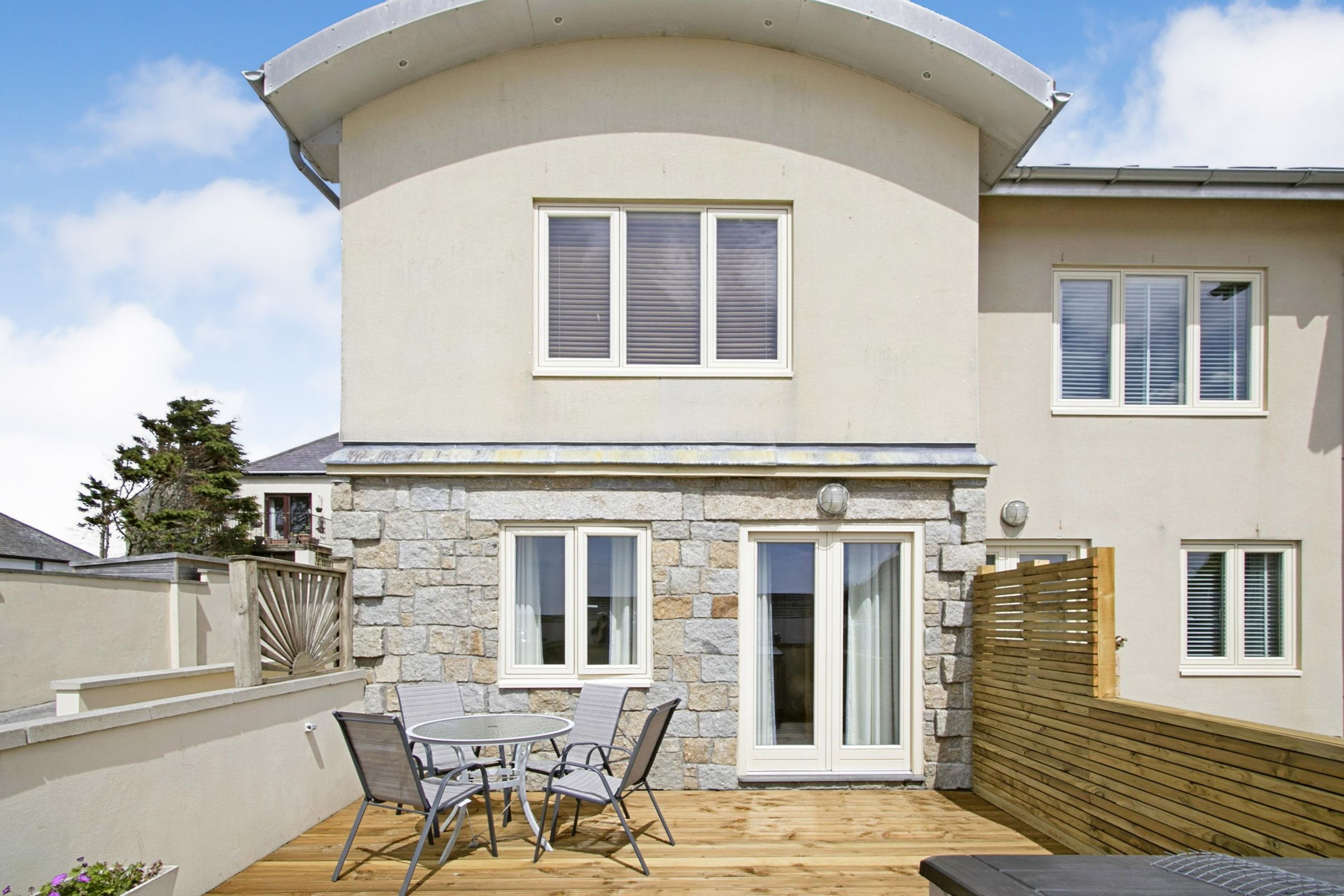 2 bed end terrace house for sale in Pentire Road, Newquay TR7 Zoopla