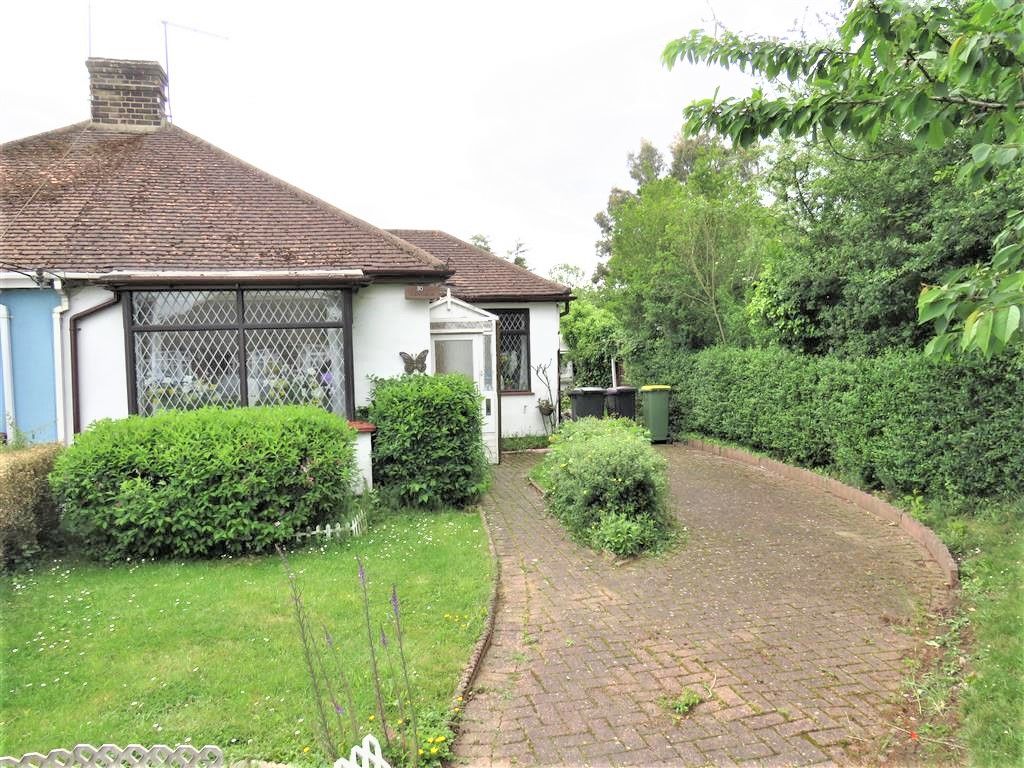 2 bed semidetached bungalow for sale in Lower Road, Hullbridge