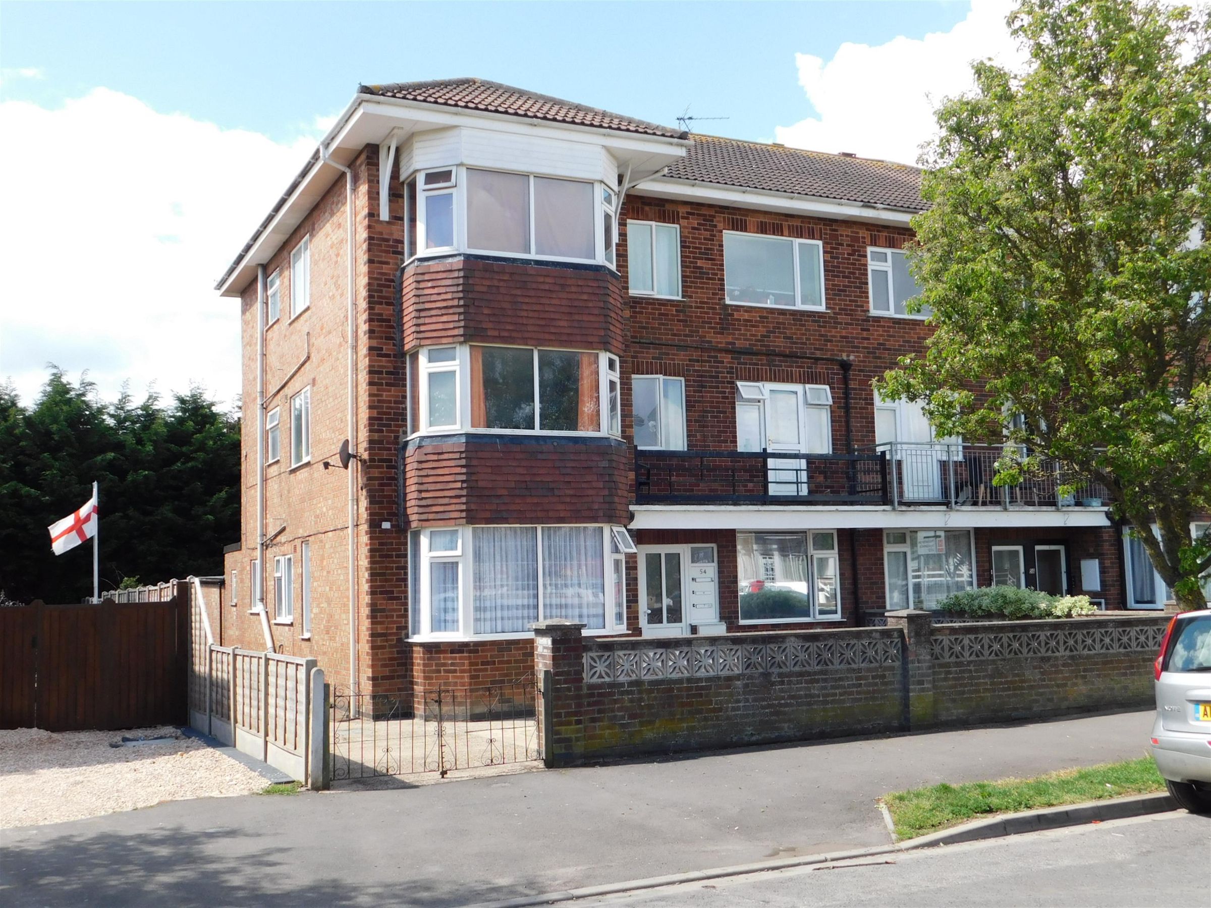 6 bed block of flats for sale in Castleton Boulevard, Skegness, Lincs