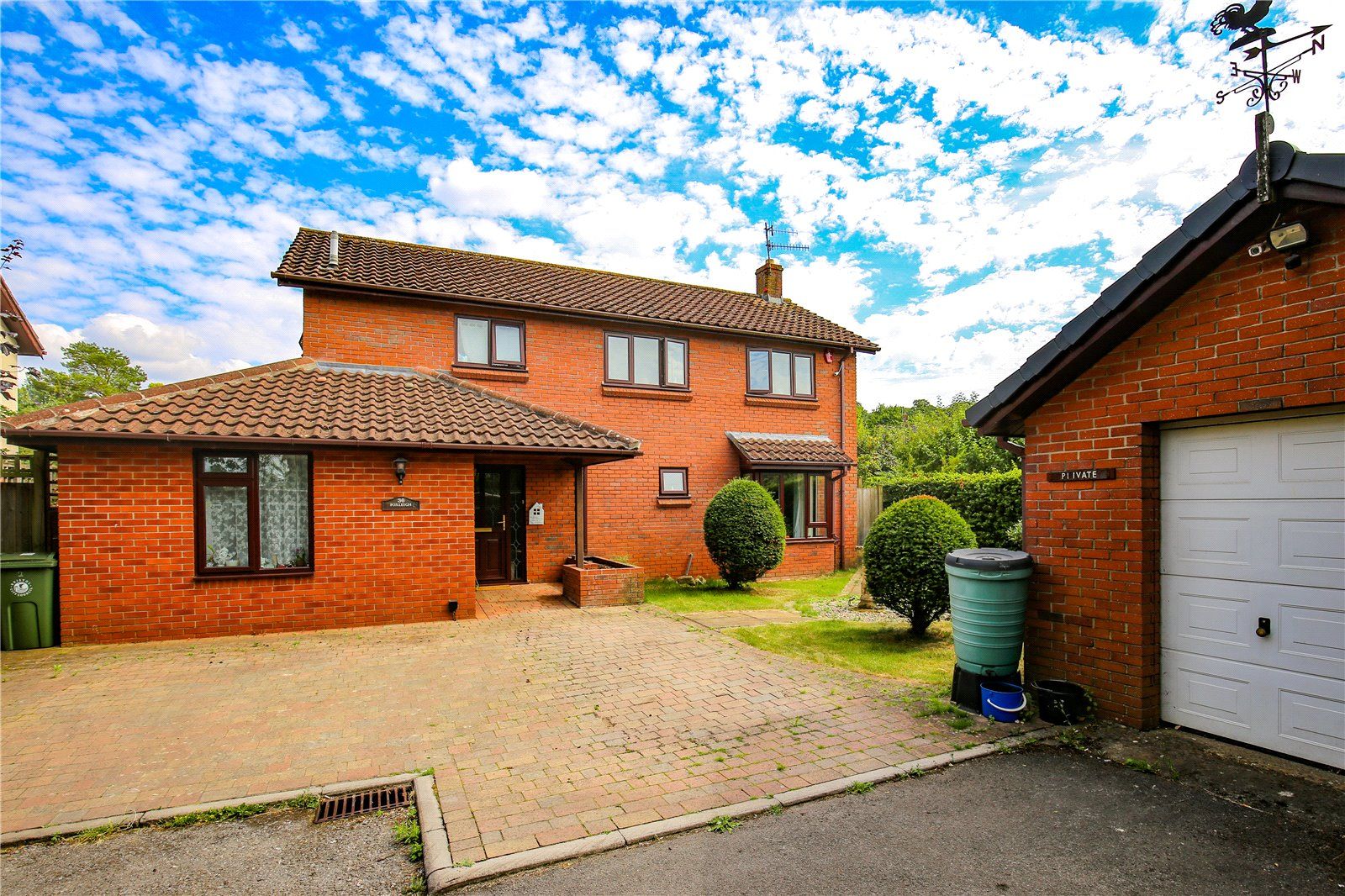 5 bed detached house for sale in Applegate, Brentry, Bristol BS10 Zoopla