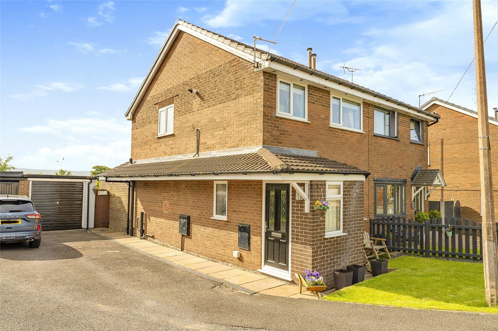 3 bed semidetached house for sale in Grassington Drive, Burnley BB10