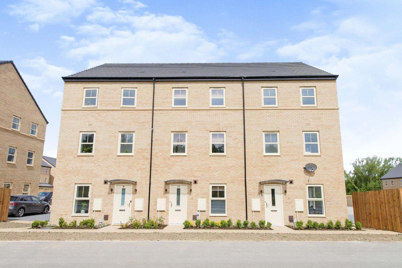 2 bed detached house to rent in Huntingdon Street, Castleford, West