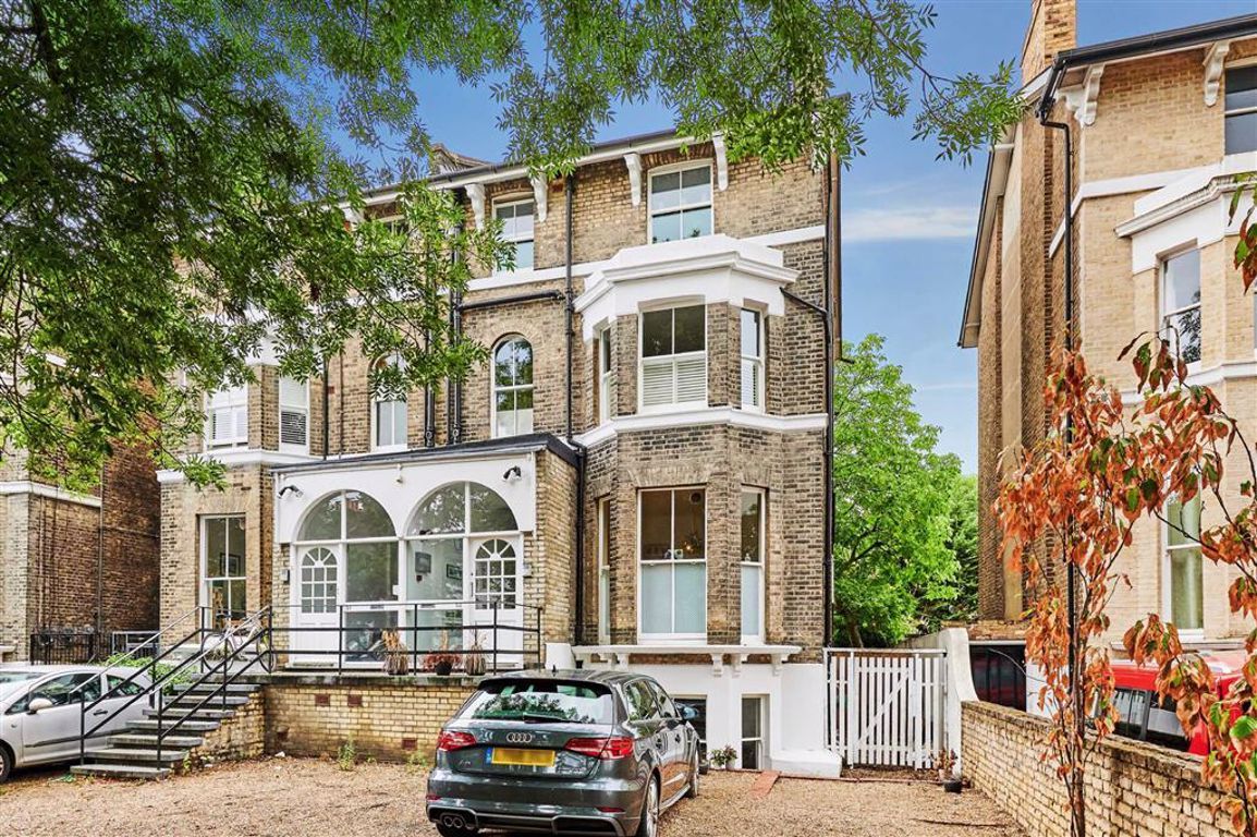 2 bed flat for sale in Vanbrugh Park, London SE3 Zoopla