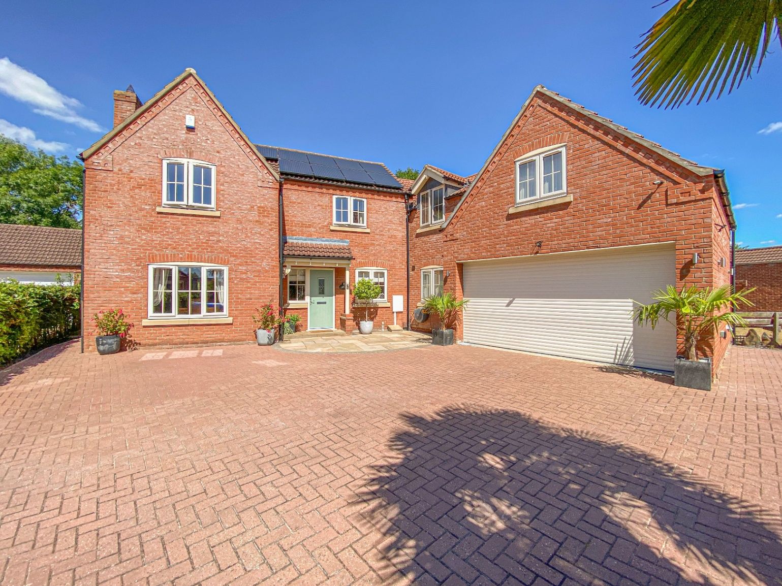 4 bed detached house for sale in Ashfield Grange, Saxilby, Lincoln LN1
