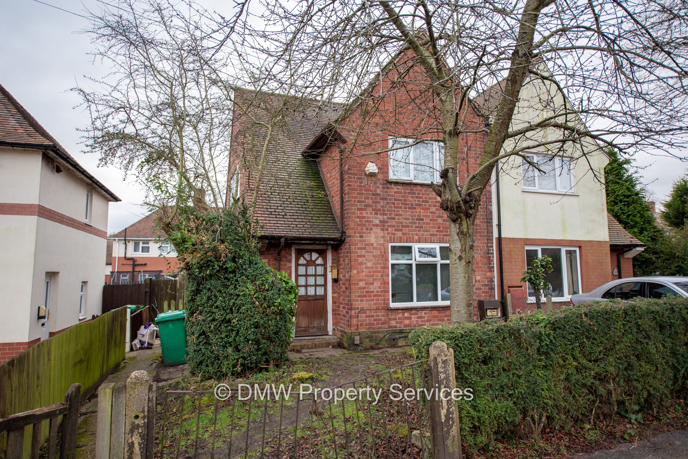 3 bed semidetached house for sale in Longford Crescent, Bulwell