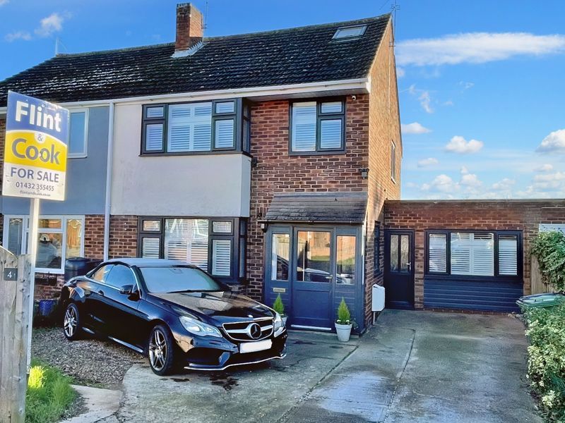 5 bed semidetached house for sale in The Knoll, Hereford HR1 Zoopla