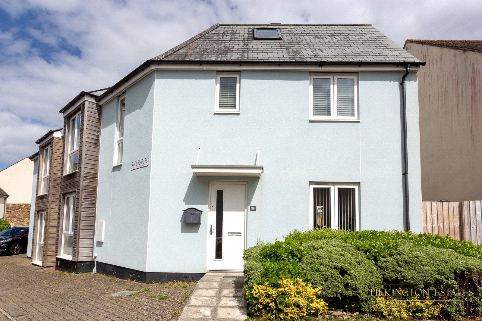 4 bed semidetached house for sale in Fleetwood Gardens, Plymouth