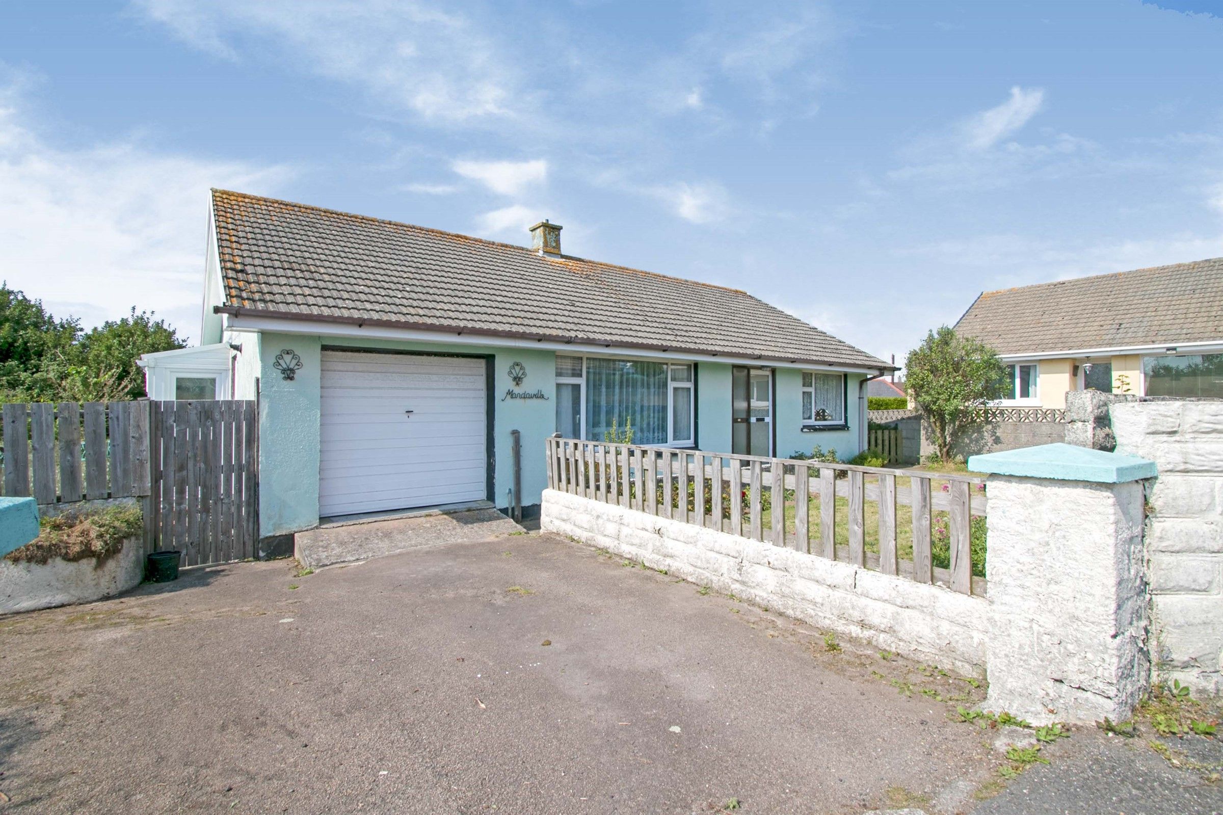 3 bed bungalow for sale in Wheal Montague, North Country, Redruth