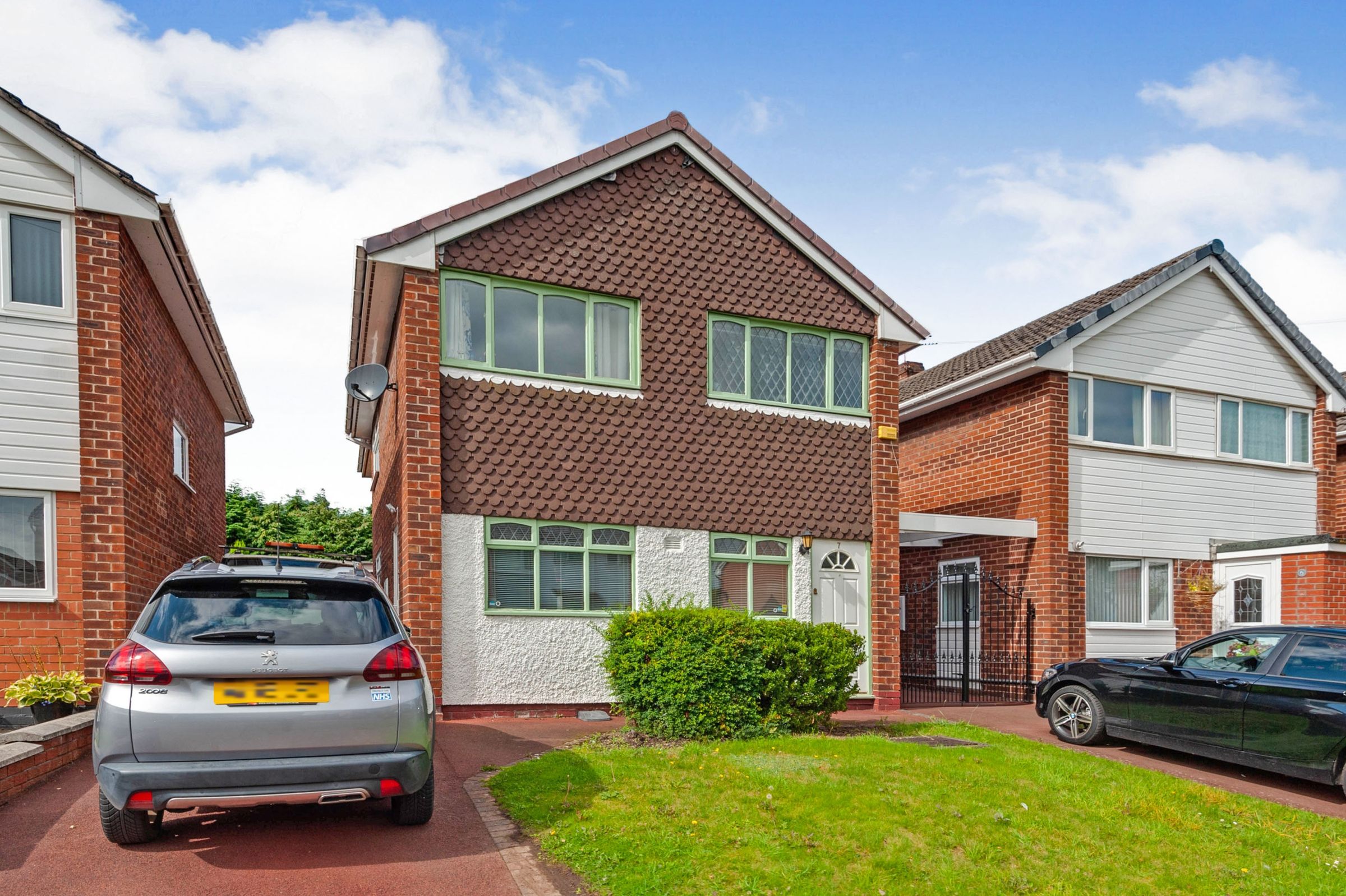 3 bed detached house for sale in Swynnerton Way, Widnes, Cheshire WA8