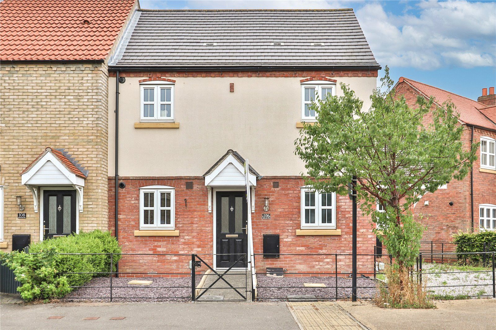 1 bed flat for sale in Shinewater Park, Kingswood, Hull, East Yorkshire