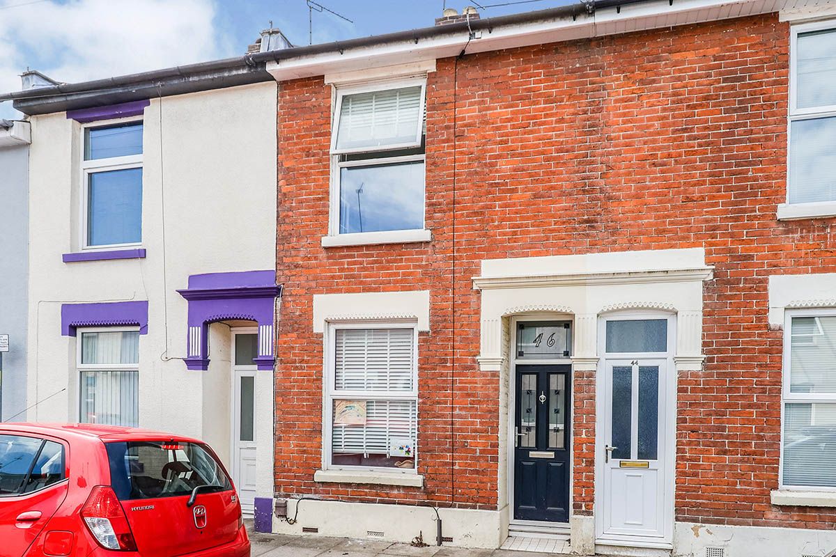 2 bed terraced house for sale in Liverpool Road, Portsmouth, Hampshire PO1 Zoopla