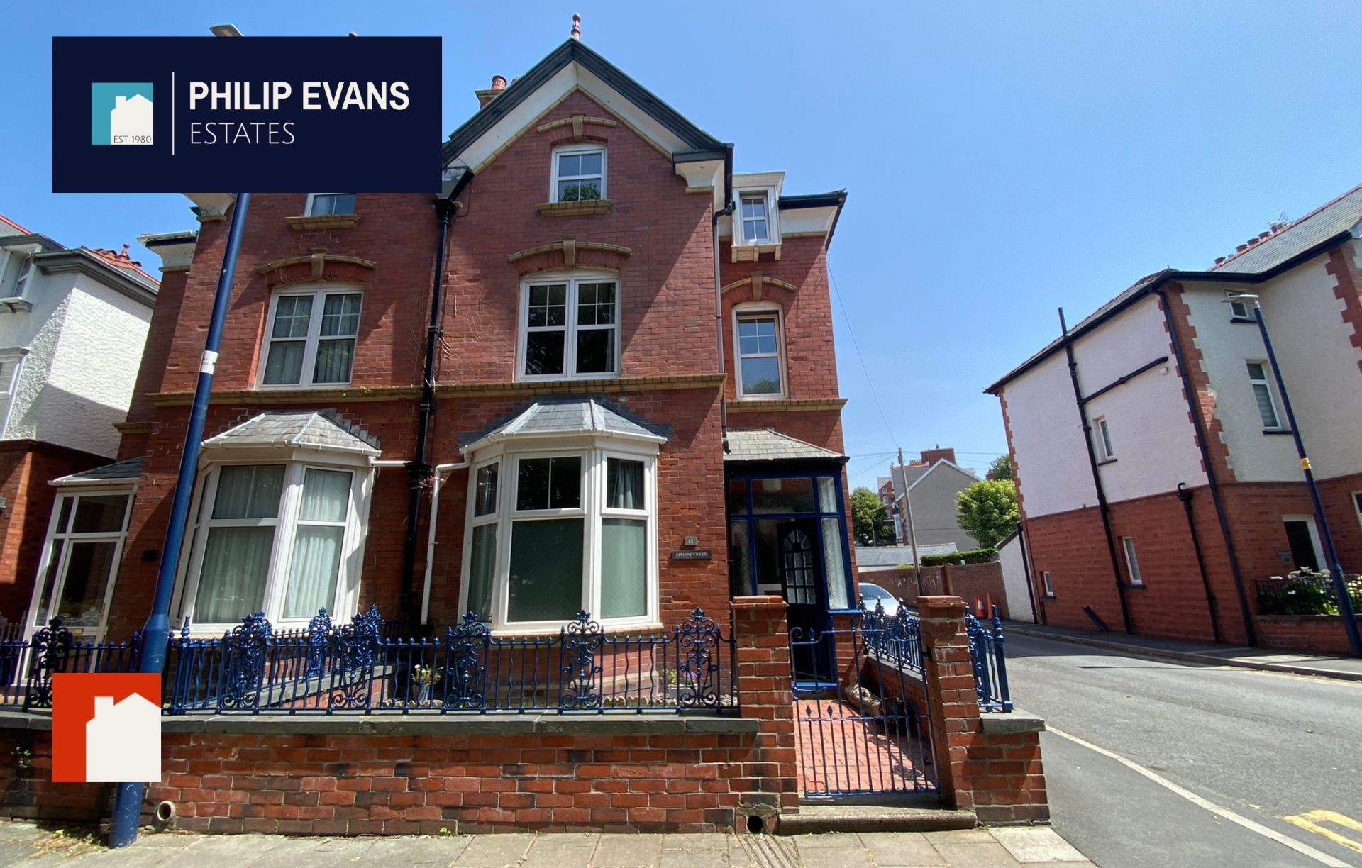 5 bed end terrace house for sale in Elm Tree Avenue, Aberystwyth SY23