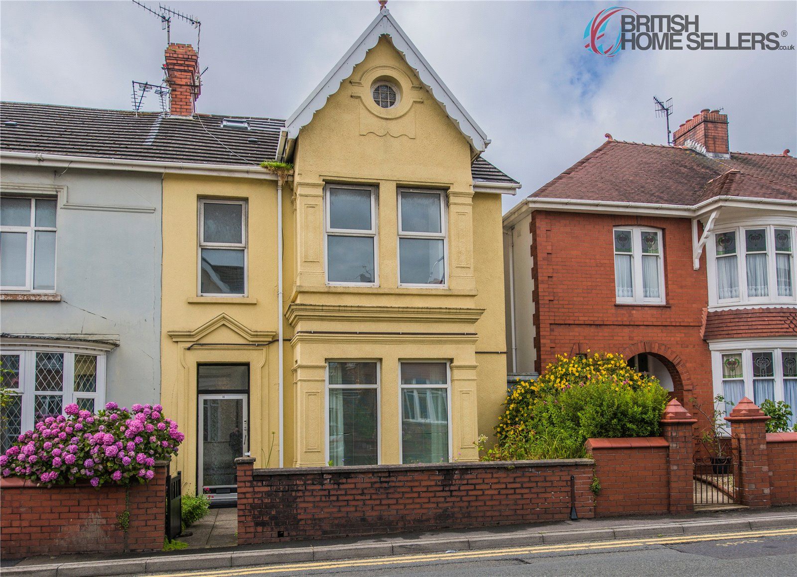 2 bed flat for sale in New Road, Llanelli, Carmarthenshire SA15 Zoopla