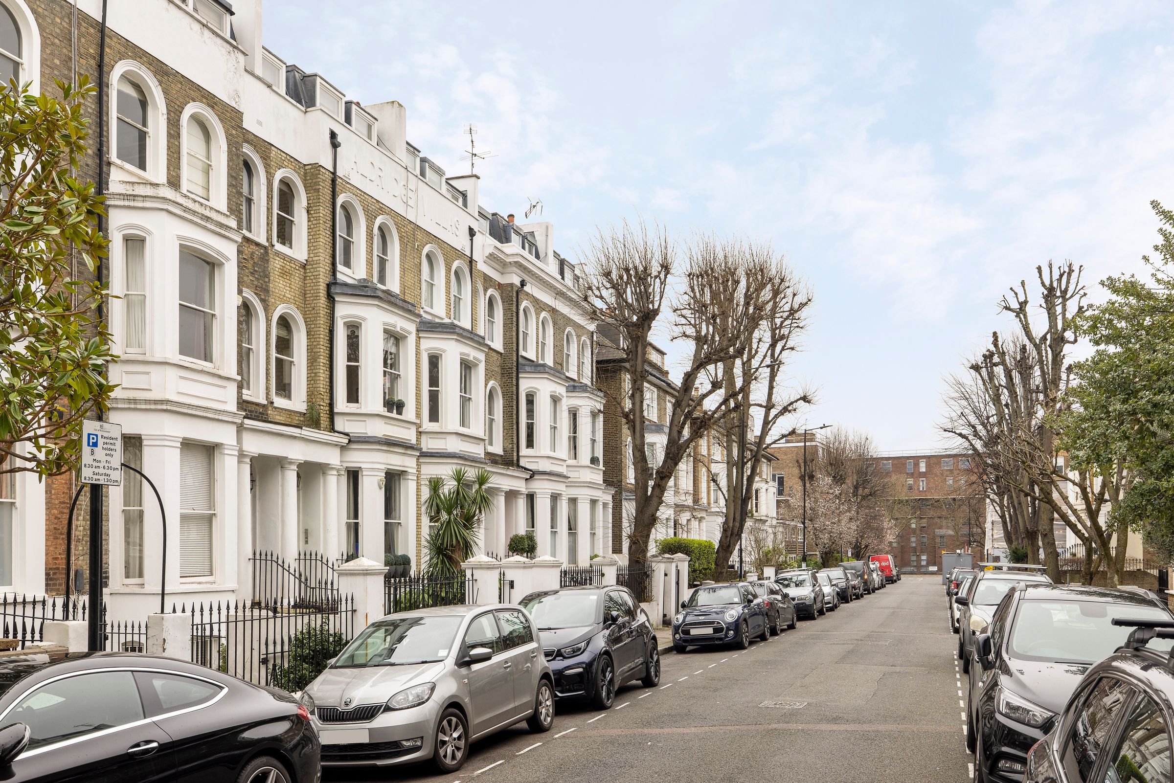 2 bed flat for sale in Aldridge Road Villas, Notting Hill, London W11