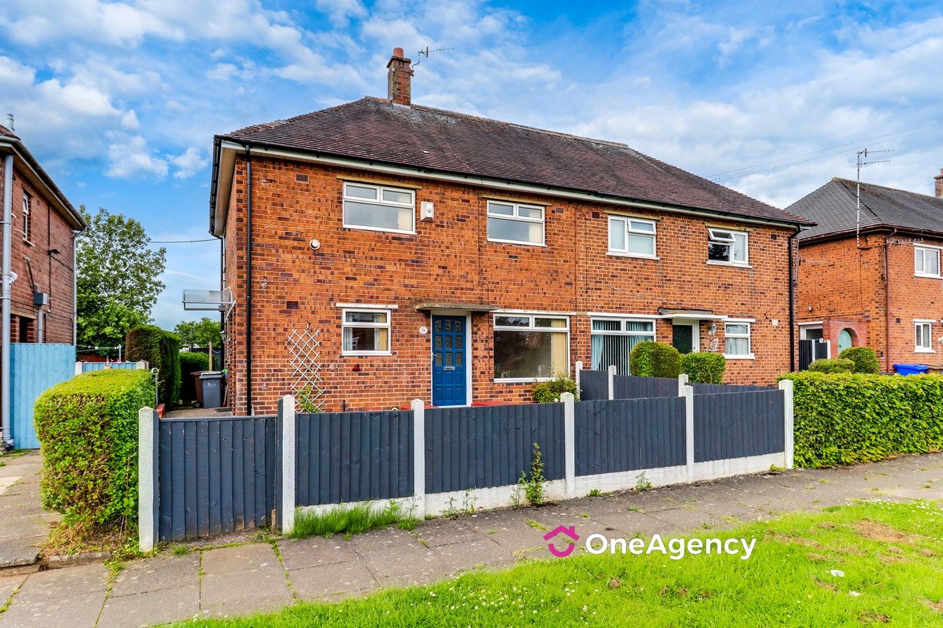 3 bed semidetached house for sale in Magdalen Road, Blurton, StokeOn