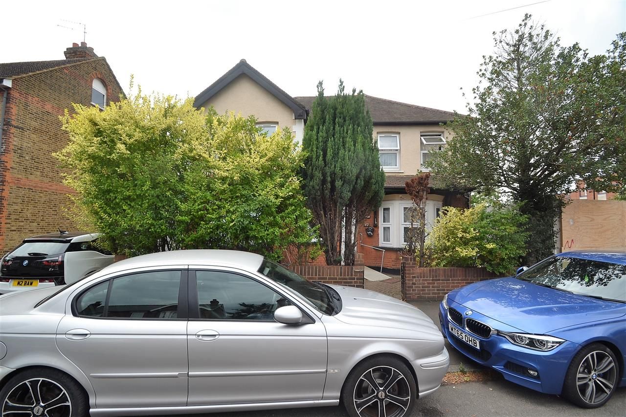 4 bed detached house for sale in Hanworth Road, Feltham TW13 Zoopla