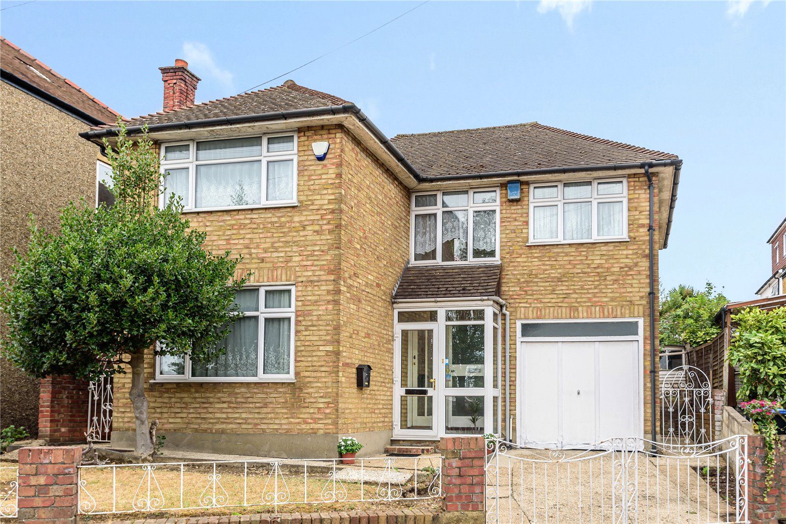 3 bed detached house for sale in Tottenhall Road, Palmers Green, London