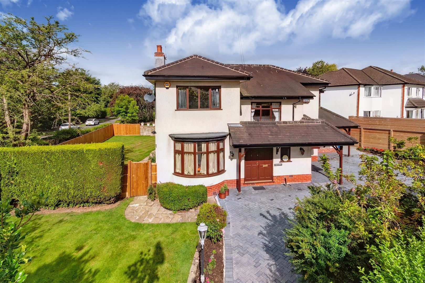 4 bed detached house for sale in Kensington Gardens, Hale, Altrincham