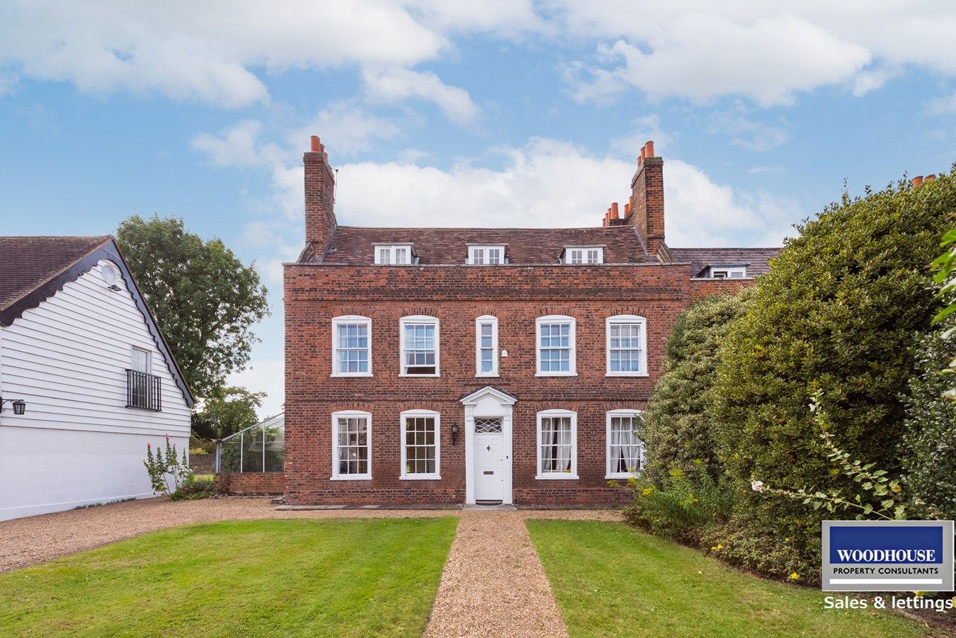 5 bed detached house for sale in Crossbrook Street, Cheshunt, Waltham