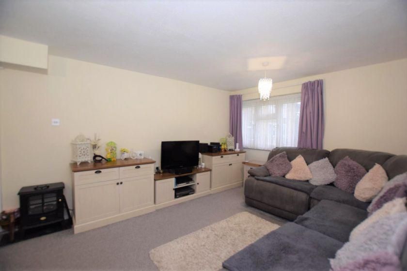 Rose Acre, Basildon SS14  