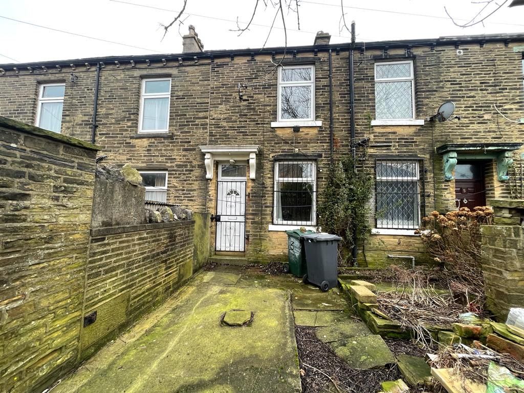 1 bed terraced house to rent in Gladstone Street, Bradford, West