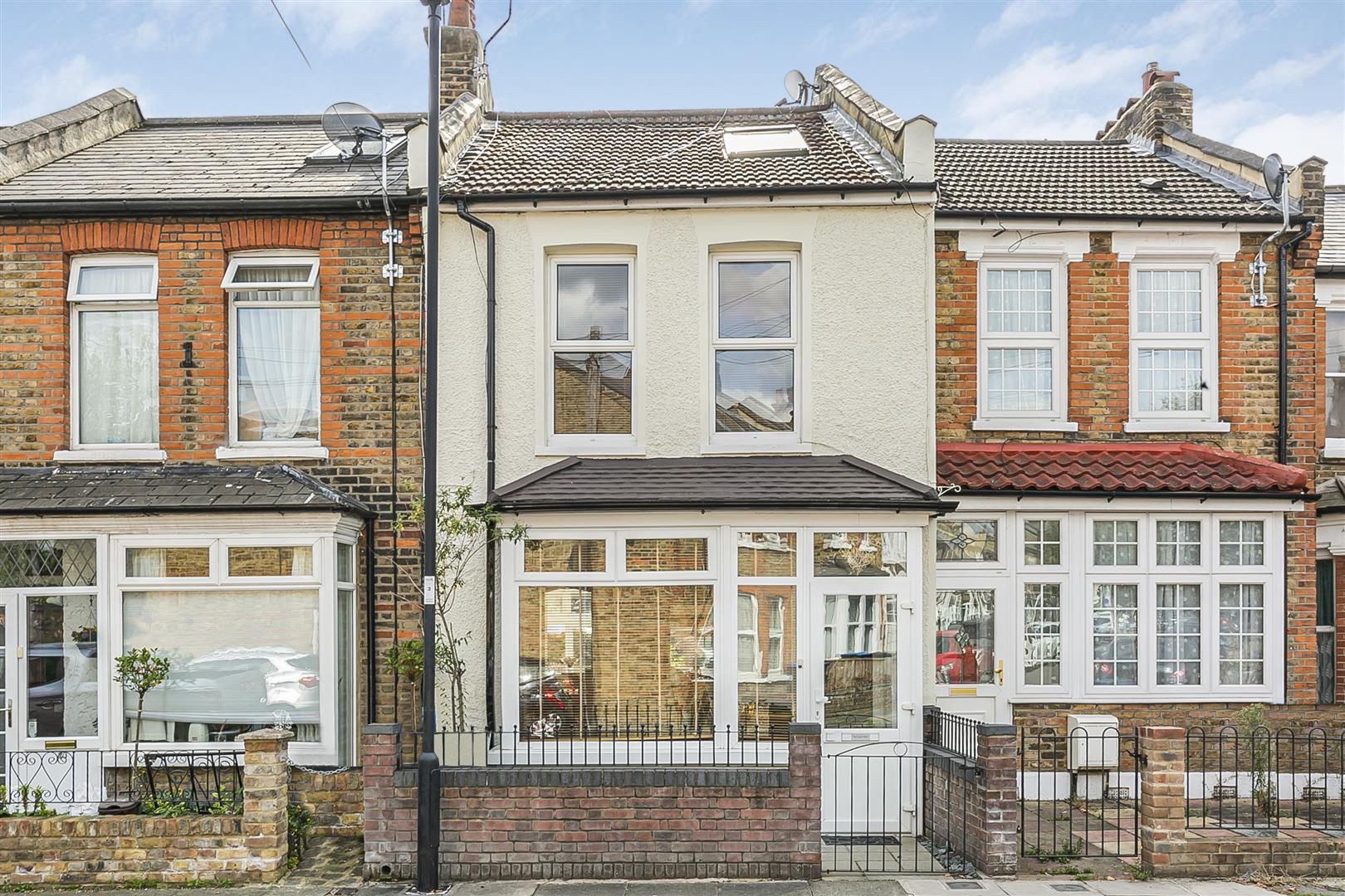 3 bed terraced house for sale in Burleigh Road EN1 Zoopla