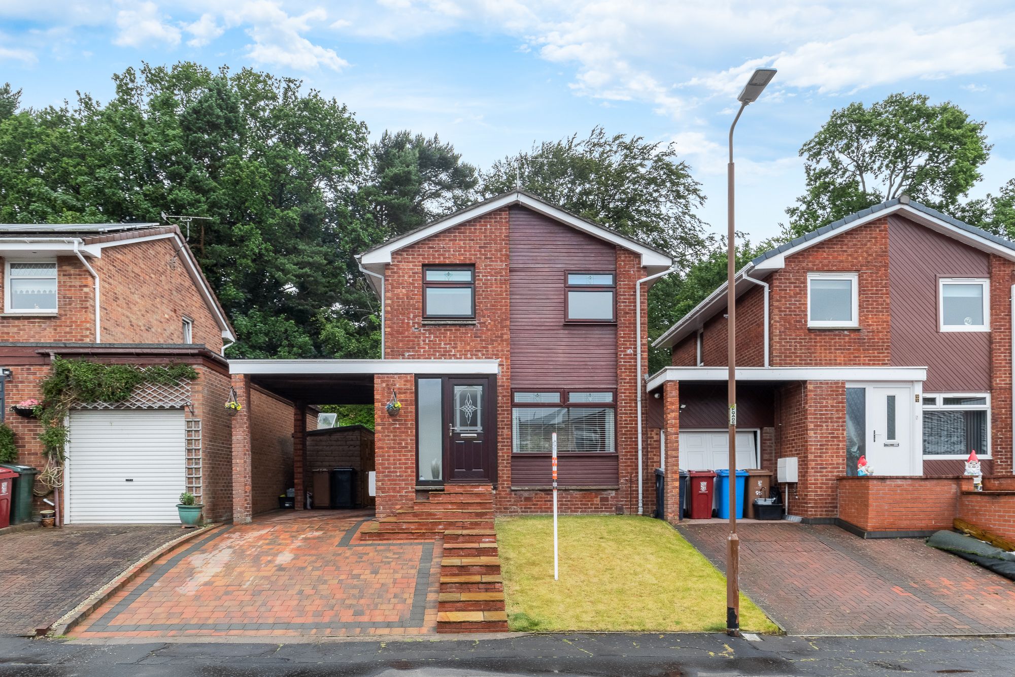 3 bed linkdetached house for sale in 93 Tiree Crescent, Polmont FK2