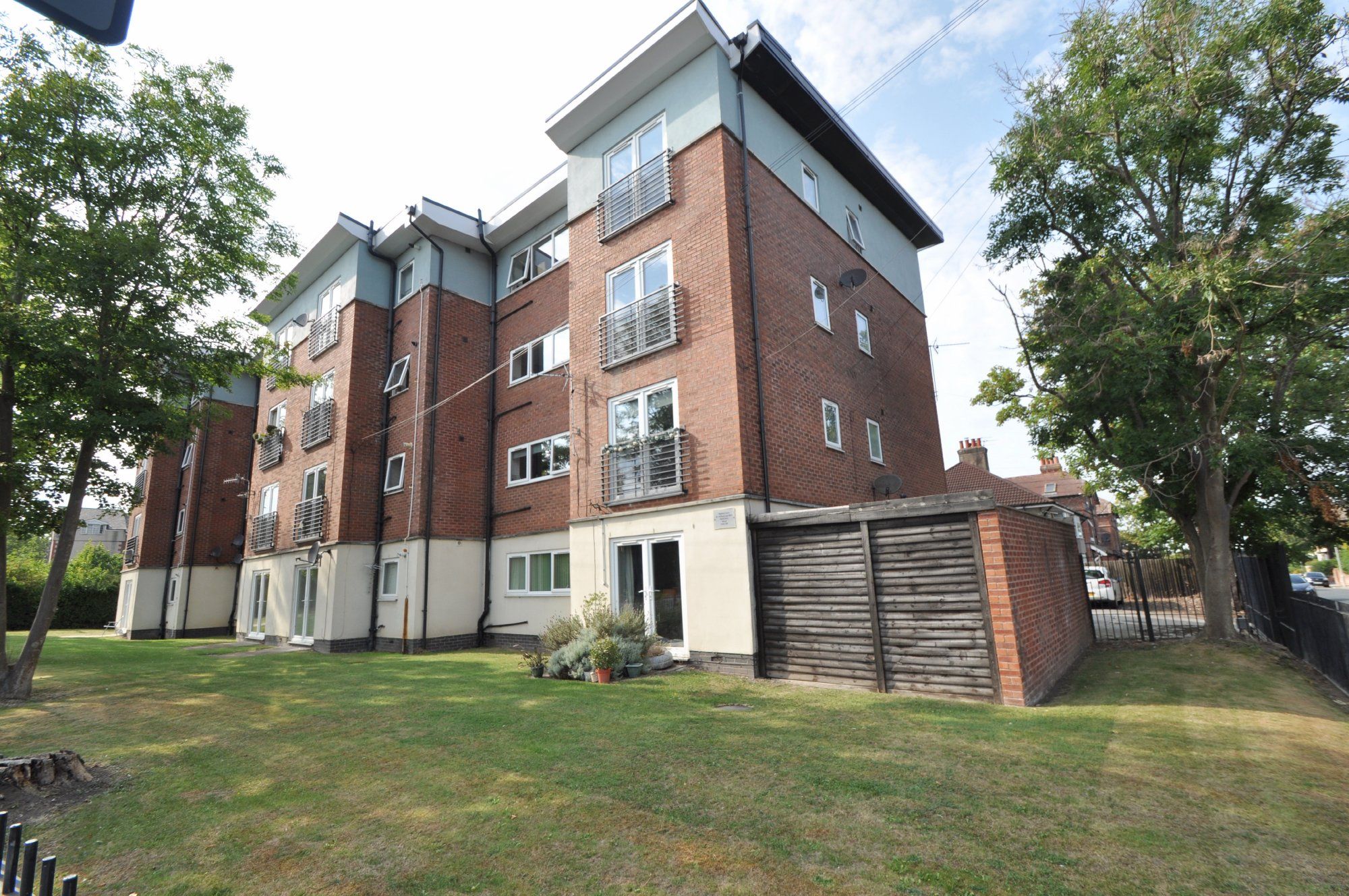 2 bed flat for sale in Rock Lane West, Rock Ferry, Birkenhead CH42 Zoopla