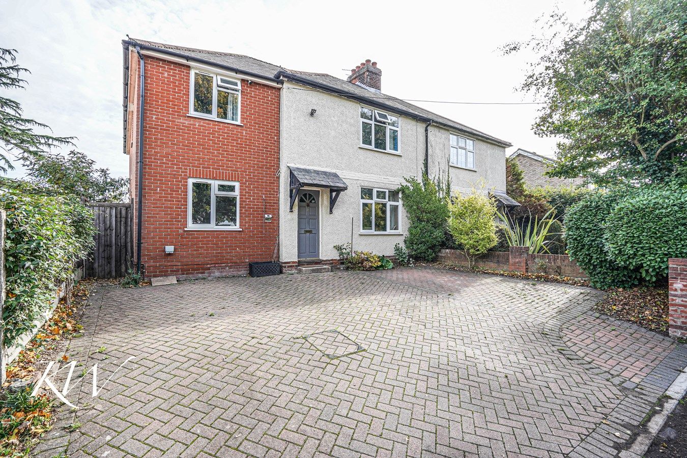 4 bed semidetached house for sale in Millers Lane, Stanway, Colchester