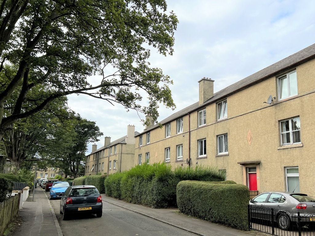 2 bed flat to rent in Hutchison Medway, Chesser, Edinburgh EH14 Zoopla
