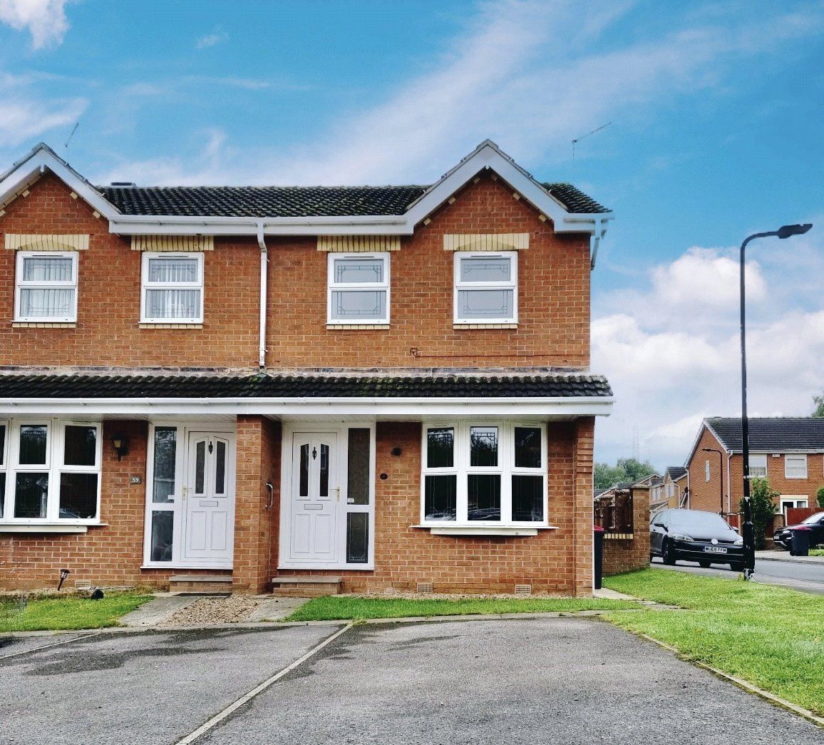 3 bed semidetached house to rent in Westerton Drive, Bramley