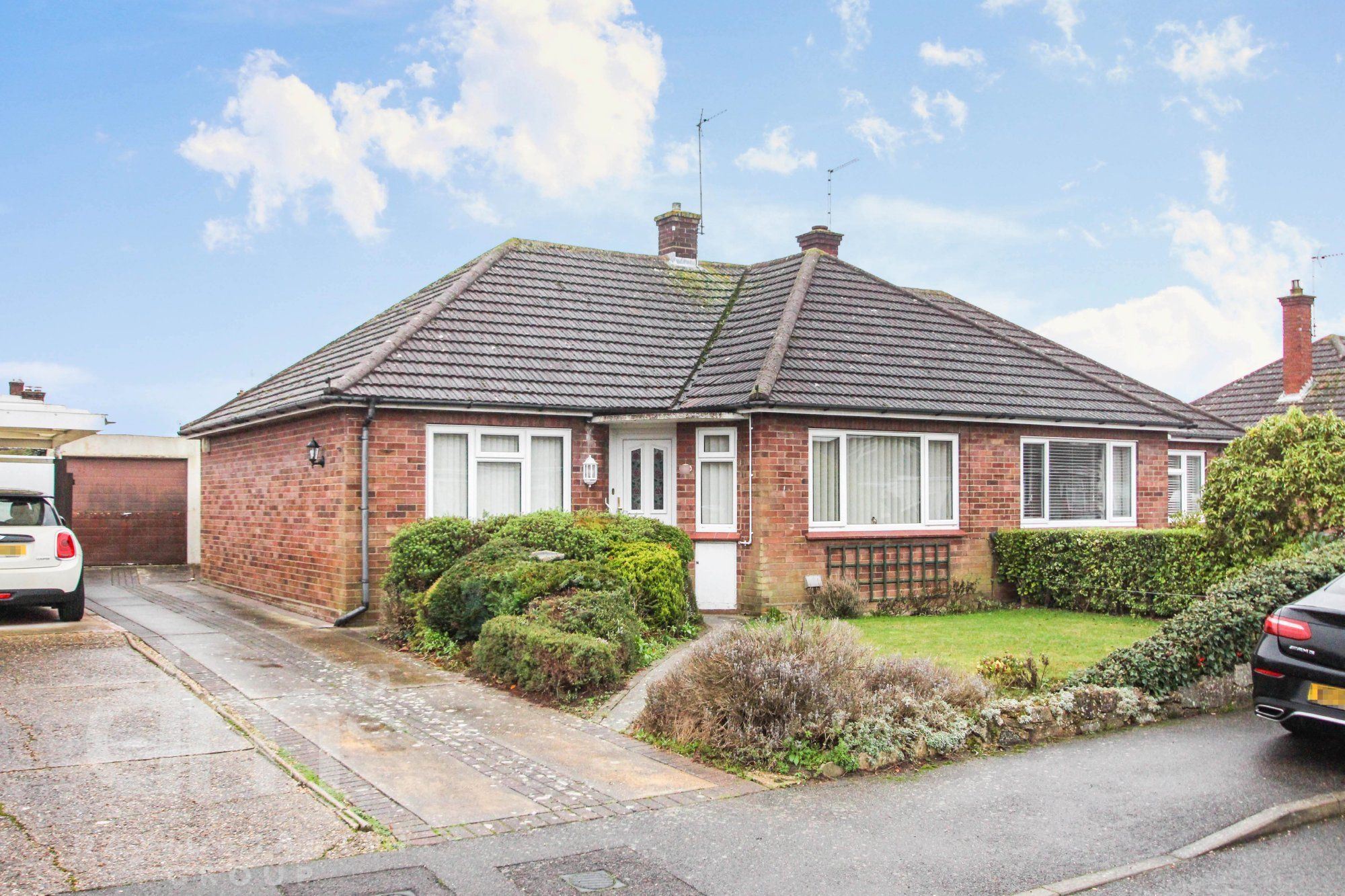 2 bed semidetached bungalow for sale in Whitefriars Way, Prettygate