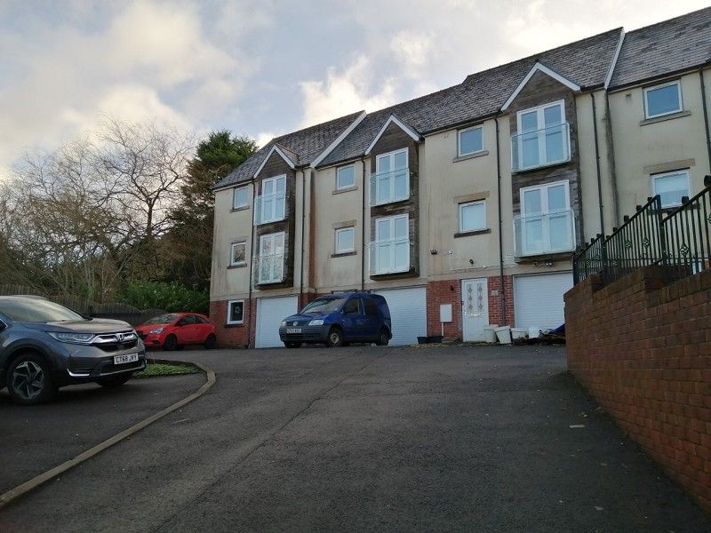2 bed town house to rent in Clos Gwenallt, Pontardawe, Swansea, City