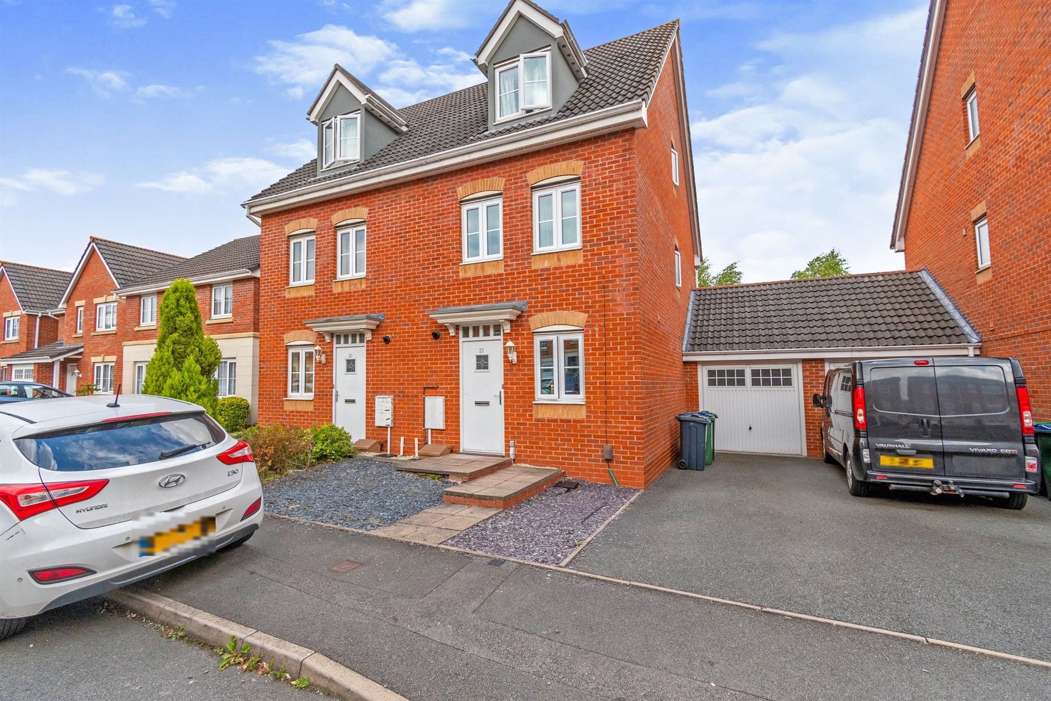 4 bed town house for sale in Melia Drive, Wednesbury WS10 Zoopla