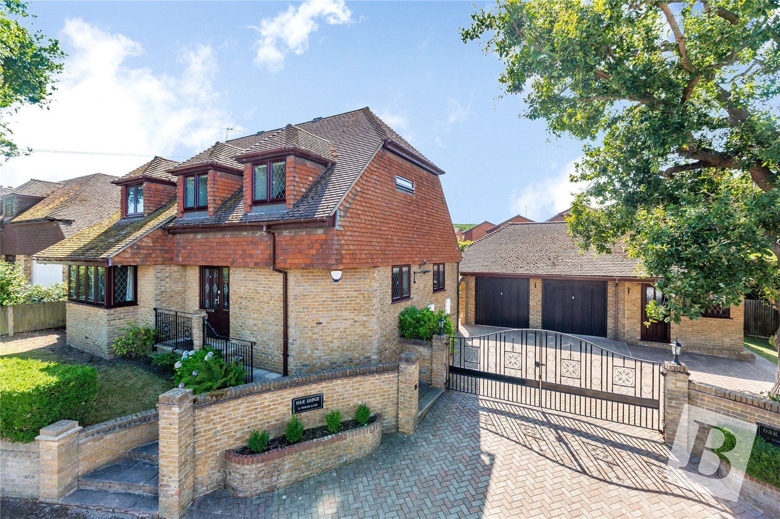3 bed detached house for sale in Norah Lane, Higham, Rochester, Kent