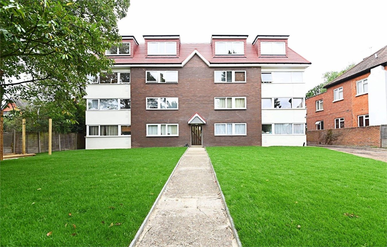 1 bed flat to rent in Acer Lodge, 75 Torrington Park, North Finchley